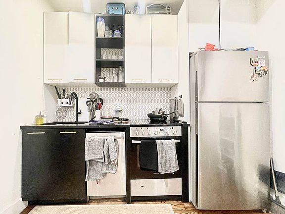 3rd image of 61 Malcolm X Blvd #3B