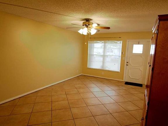4th image of 1061 NW 85th Ter