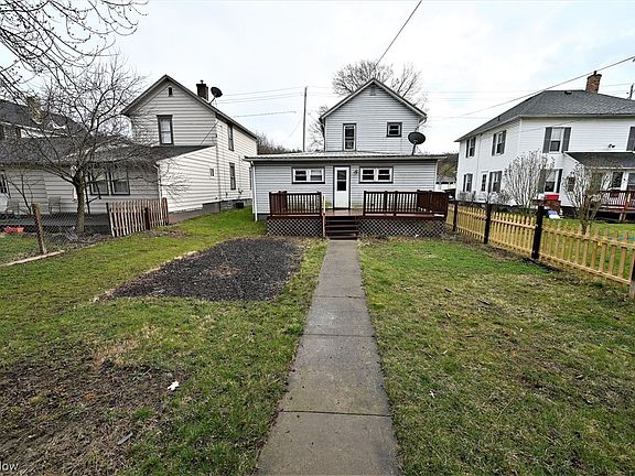 3rd image of 604 E Main St