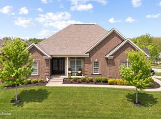 3116 Grand Lakes Dr, Louisville, KY 40299