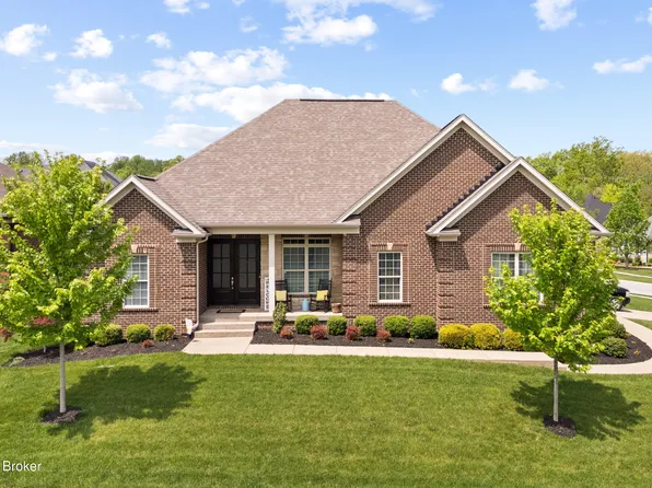 3116 Grand Lakes Dr, Louisville, KY 40299