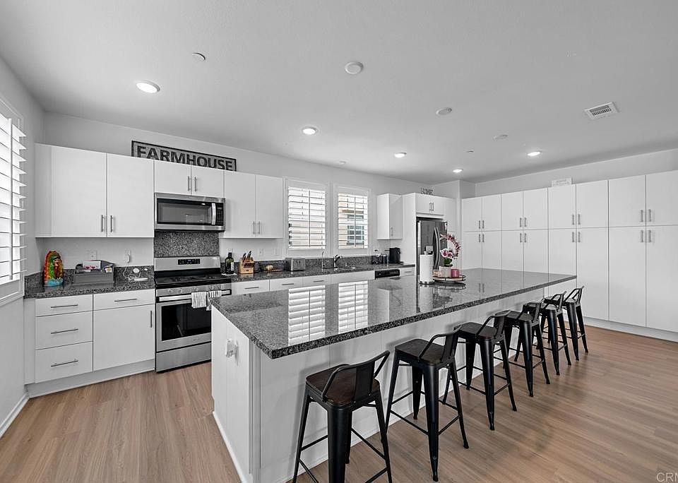 1st image of 5360 Calle Rockfish #31
