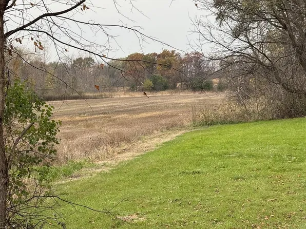 7676 COUNTY ROAD V, Caledonia, WI 53108