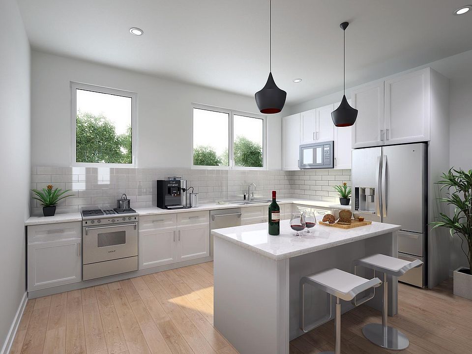 1st image of 122 E Hortter St #3