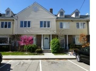 604 Oceanpoint Ave, Cedarhurst, NY 11516