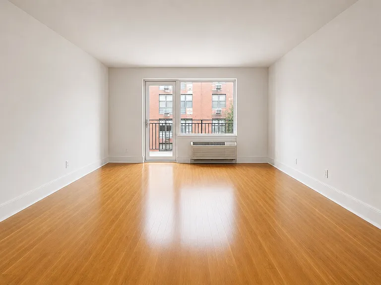 41-26 27th St #8H — Photo 4