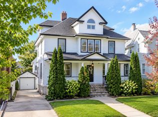 28 Clinton Place, Staten Island, NY 10302