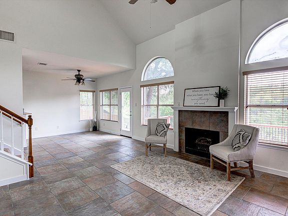 5th image of 6301 Thirlmare Ct