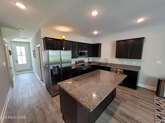 5th image of 495 Harper Village Way