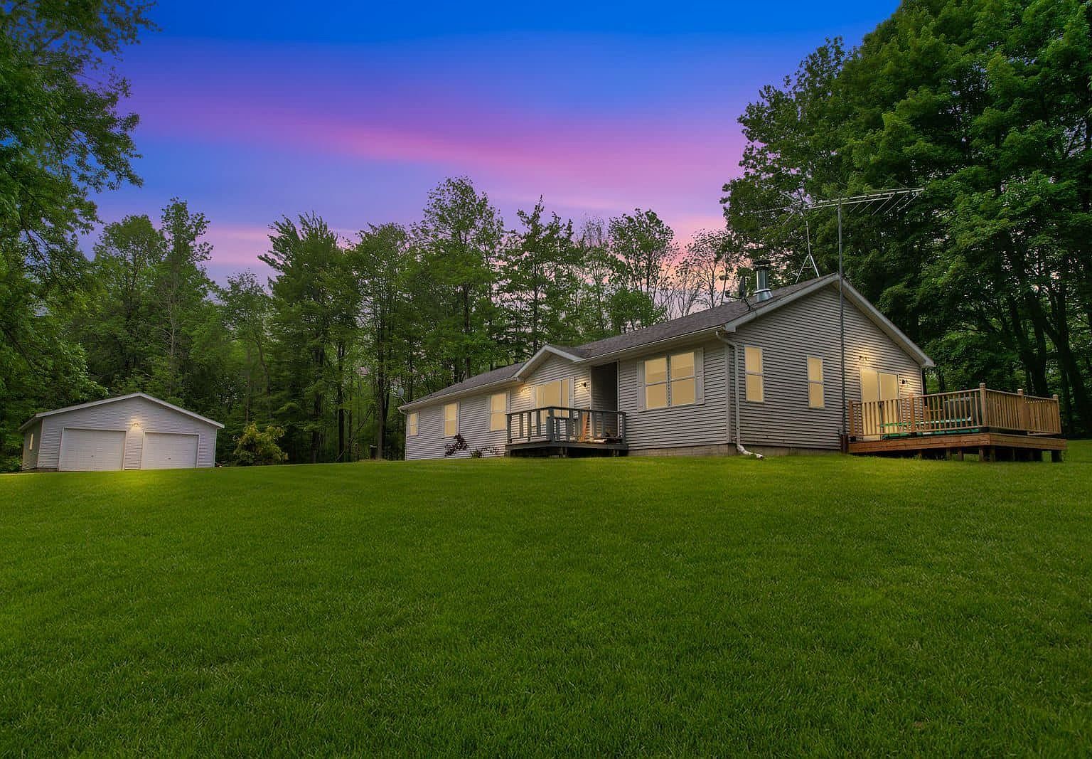 N4081 State Highway M35, Menominee, MI 49858 Zillow