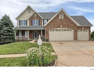 2316 Dartmouth Bend Dr, Ballwin, MO 63011