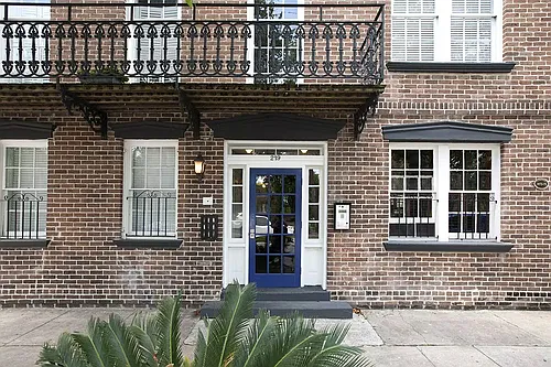 219 Abercorn St #3 Photo 1 219 Abercorn St #3 Photo 1