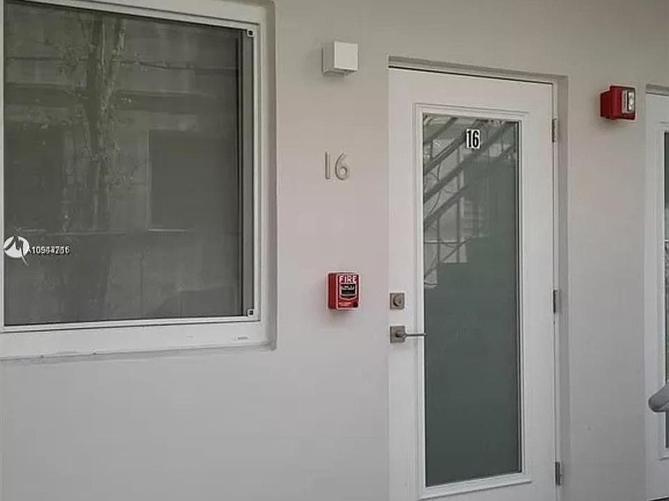 1st image of 1035 Euclid Ave APT 16