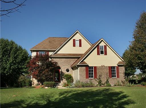 1st image of 4382 Lake Forest Dr E