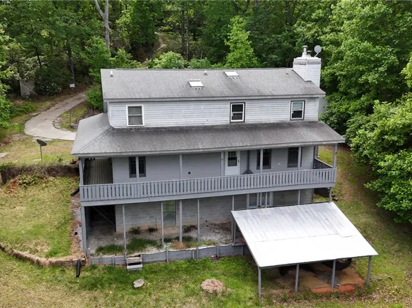 296 Long Mountain Rd, Pickens, SC 29671