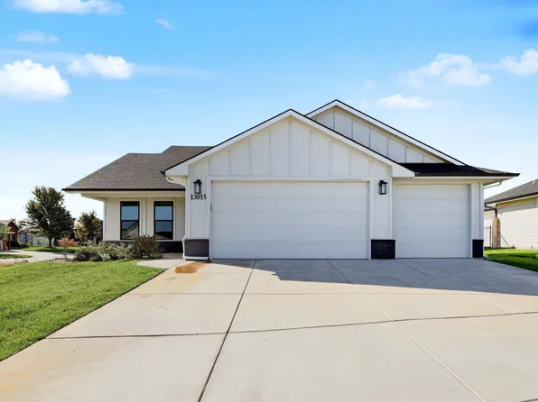 13015 E Equestrian St, Wichita, KS 67230