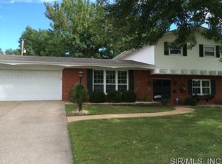 405 Sheraton Dr, Belleville, IL