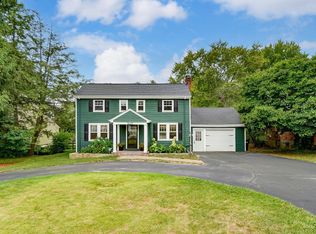 7635 Forest Rd, Cincinnati, OH 45255