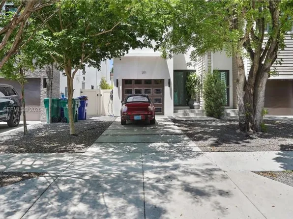 1371 SW 22nd Ter, Miami, FL 33145