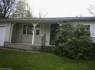 566 Kipling St, Akron, OH 44311