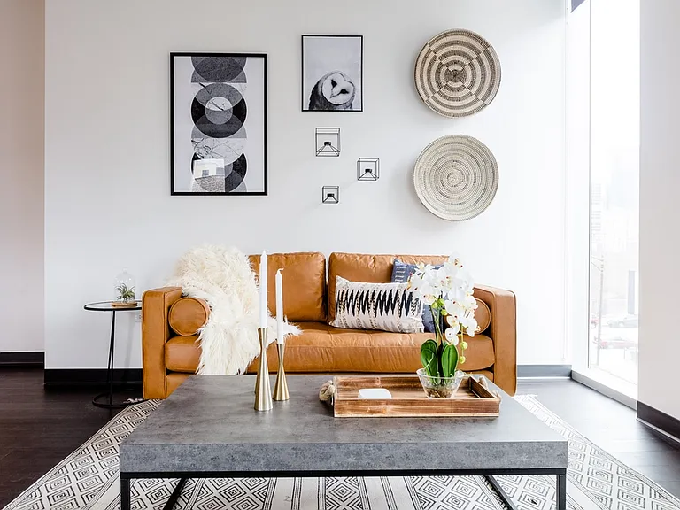 Seven 10 West — Photo 7