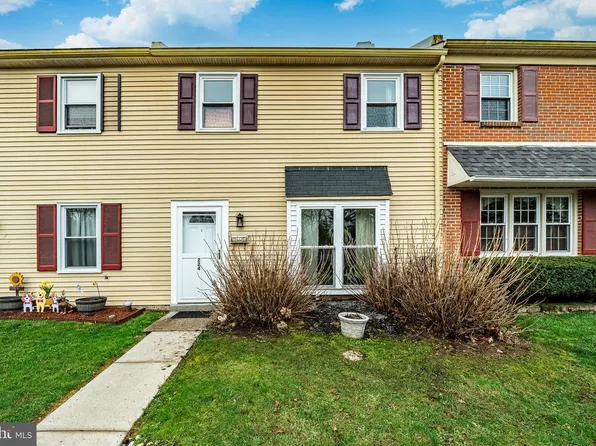 224 Yardley Ct, Quakertown, PA 18951