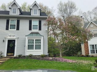 24 Albury Way, North Brunswick, NJ 08902