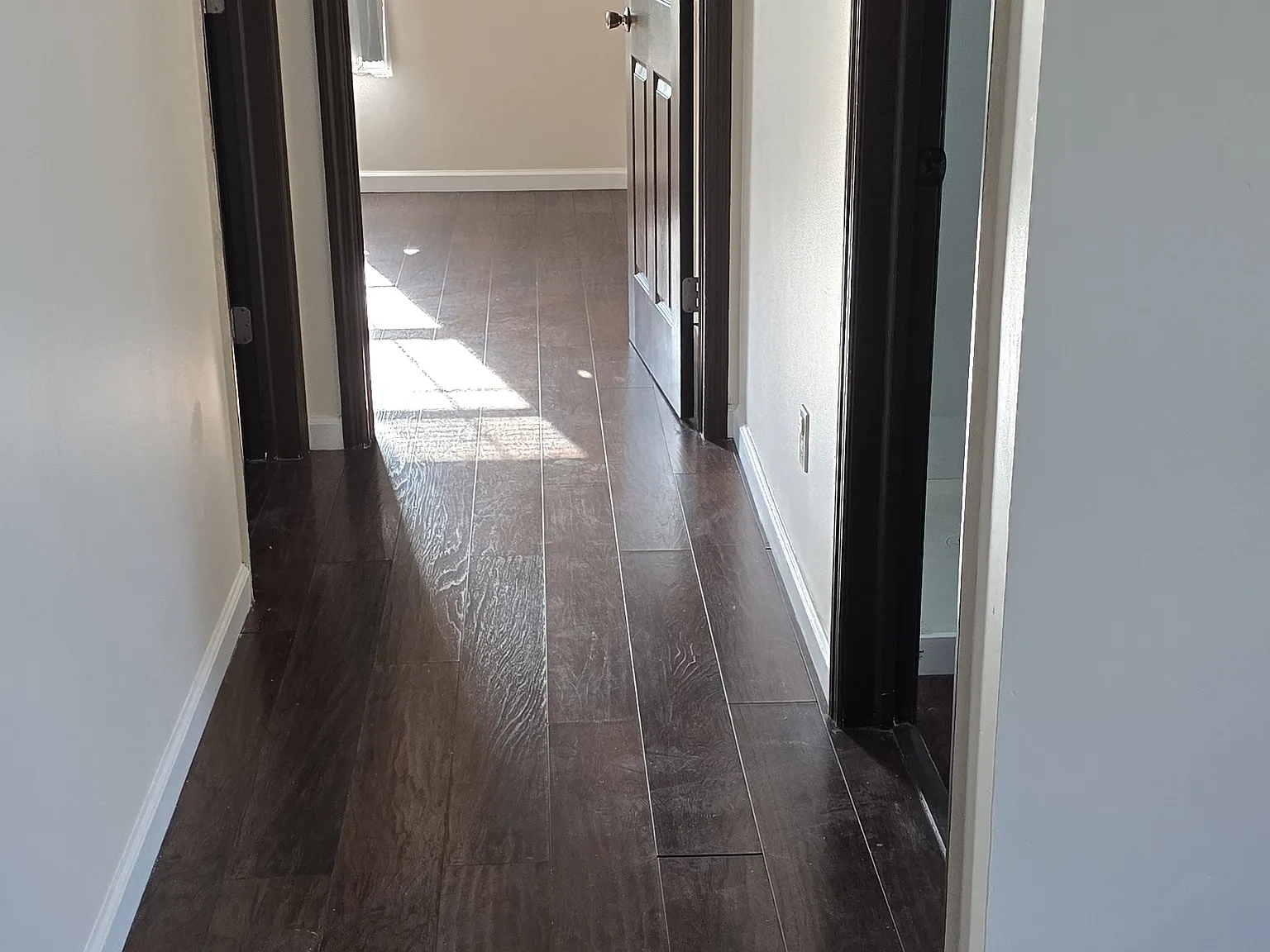 2 bed, 1200 sqft, $1,800 — Photo 4