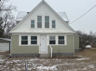 211 2nd St, Murray, IA 50174