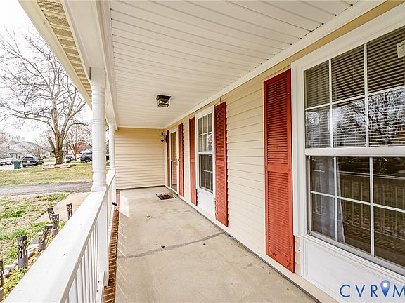 5th image of 4618 Halleys Cir