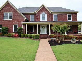 778 Meadow Glen Dr, Collierville, TN 38017