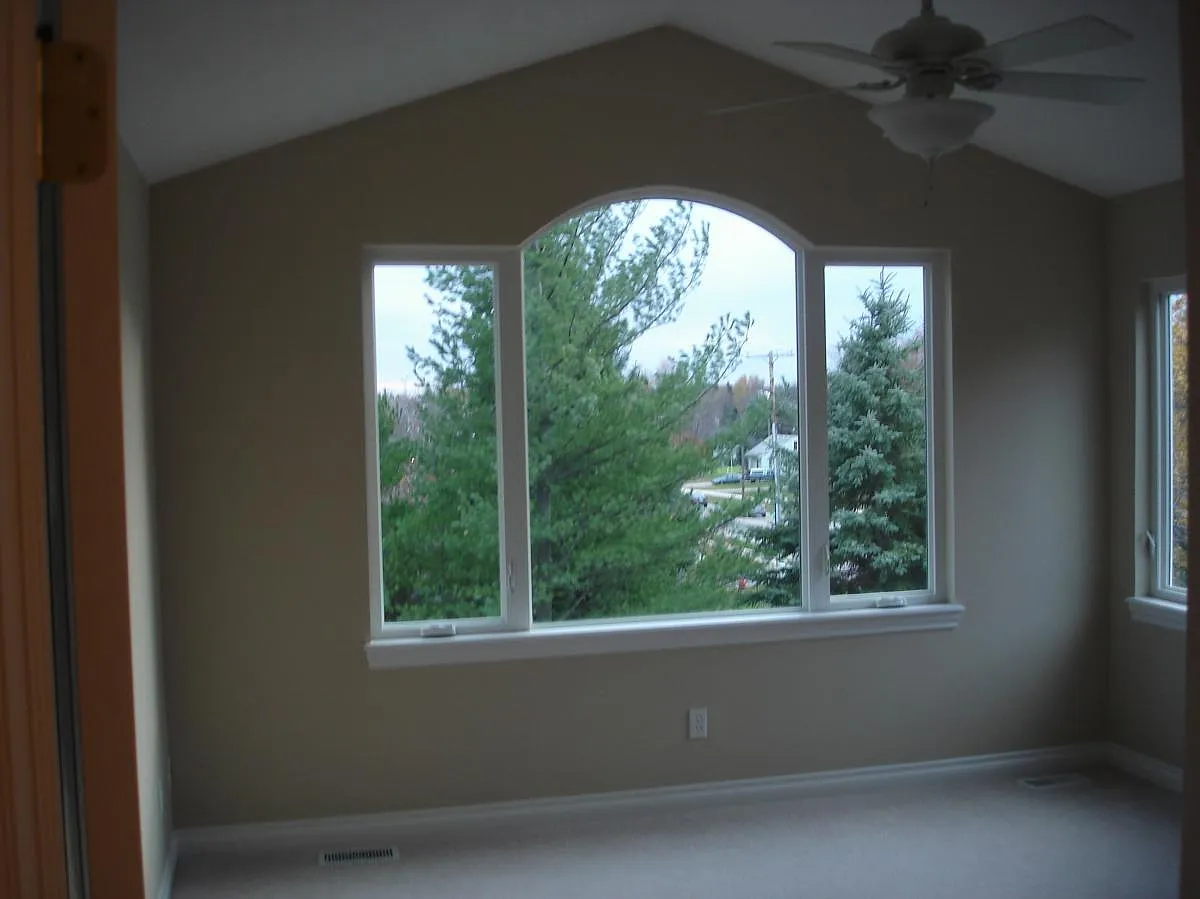 3 bed, 2.5 bath, 2000 sqft, $2,750 — Photo 2