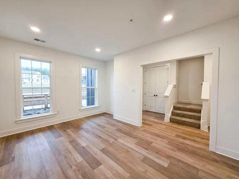 317 Palisade Way — Photo 6
