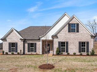 1734 Winningham Dr, Hernando, MS 38632