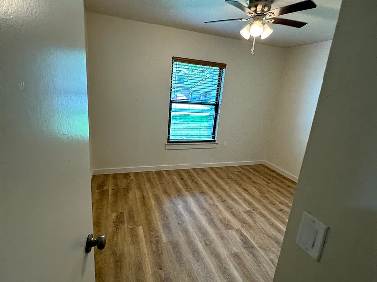 10110 Outlaw Bnd — Photo 13