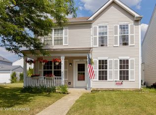 1070 Symphony Dr, Aurora, IL 60504