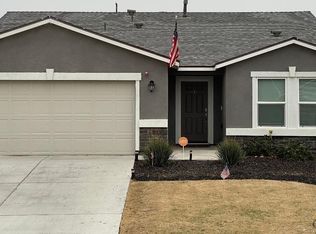 6011 Warren Ridge Dr, Bakersfield, CA 93313