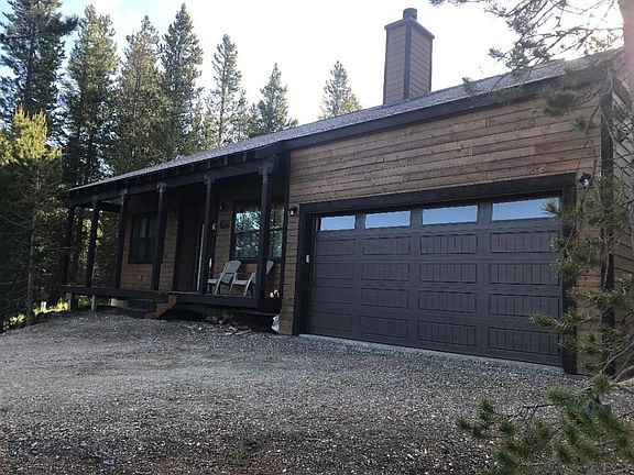 2nd image of 105 Moose Dr