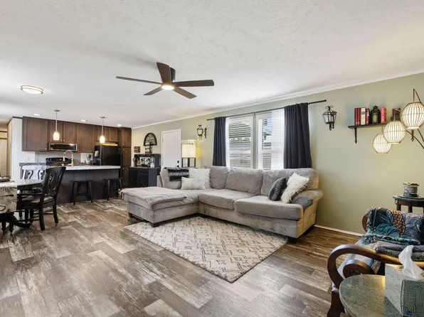 47 Birch Row Dr, Delaware, OH 43015