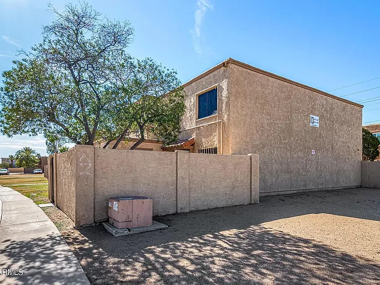 4621 E Southgate Ave — Photo 23