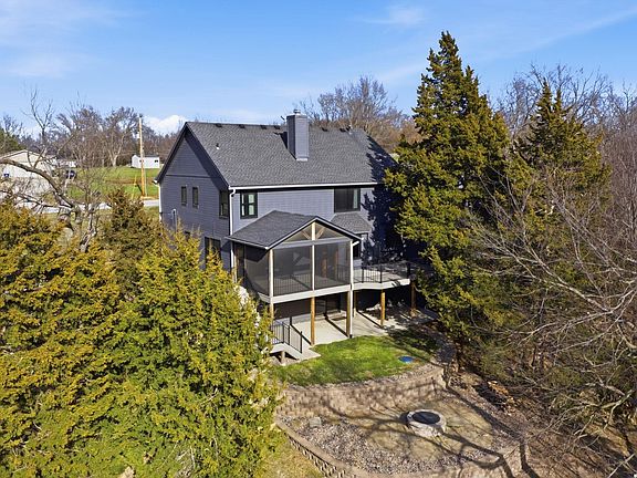 2nd image of 8960 Craig Dr
