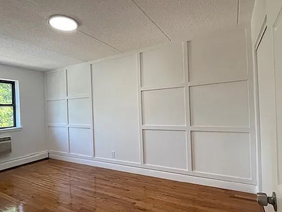 4th image of 547 E 148th St APT 3