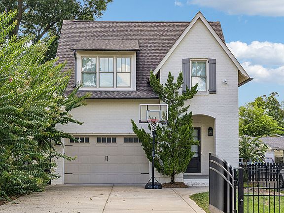 3rd image of 124B Lincoln Ct