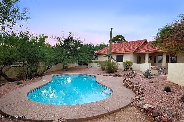 1st image of 8100 E Sabino Dr