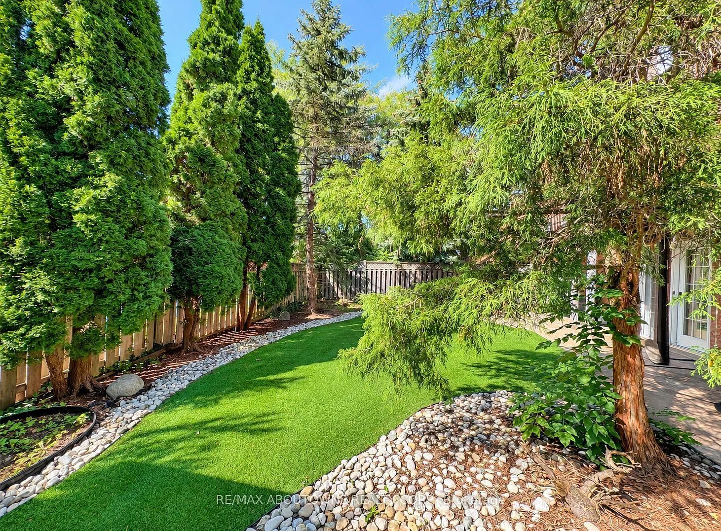 2 bed, $2,450 — Photo 2