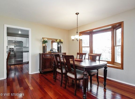 3rd image of 443 Regent Dr