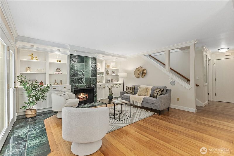 4th image of 14702 NE 51st Street #A2