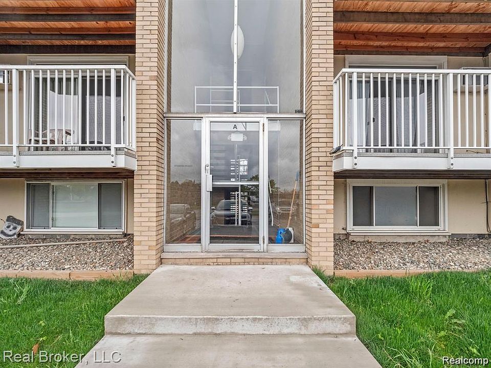 1st image of 4905 Crooks Rd APT A5