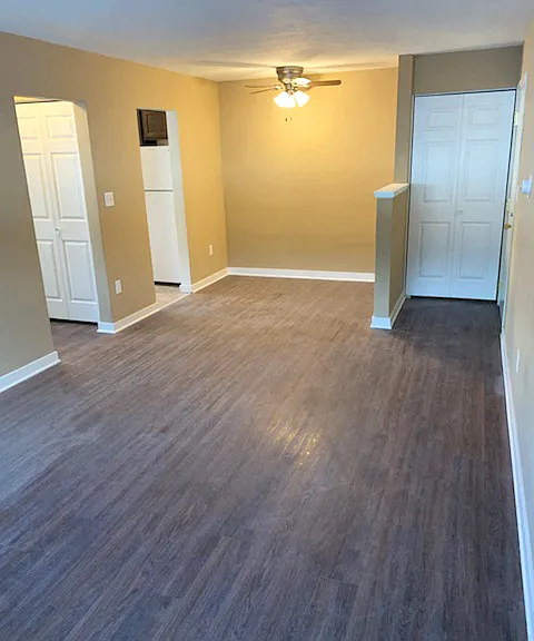 1529 Adrian St — Photo 16