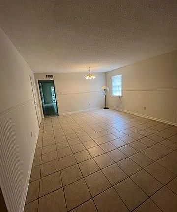 3rd image of 3718 Alton St